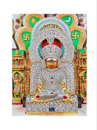 Sacred Jain mūrti in meditative pose