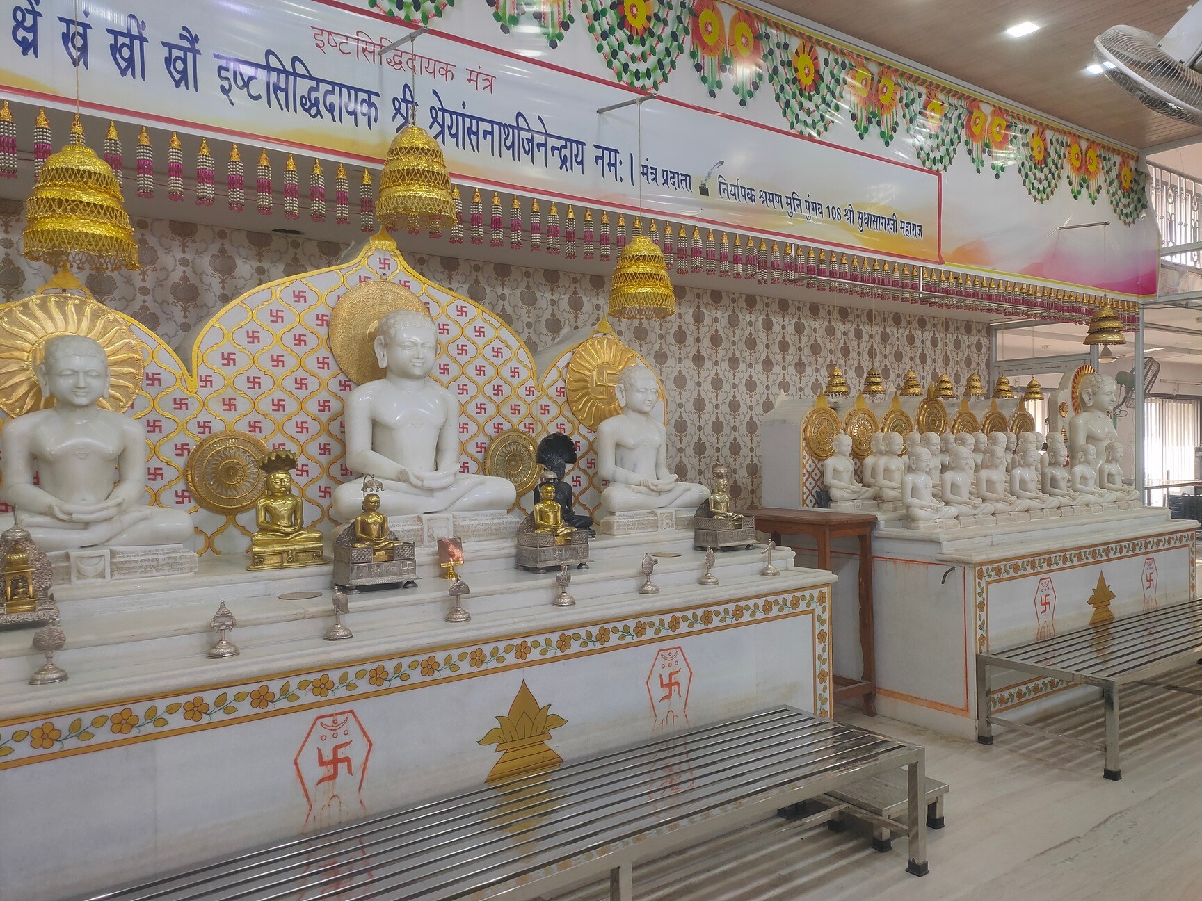 Shreyansnath Jain Temple architecture and heritage